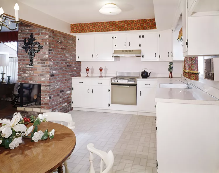 Kitchen Trends From the 1960s to Use in Your Own Kitchen