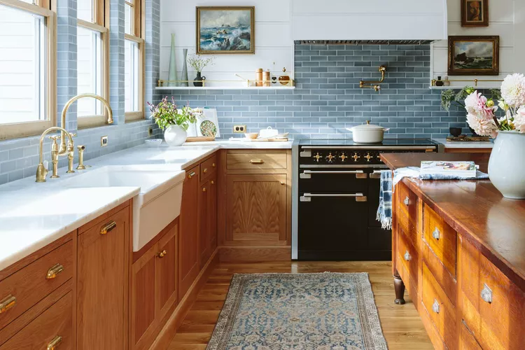 Budget-Friendly Ways to Update Oak Kitchen Cabinets